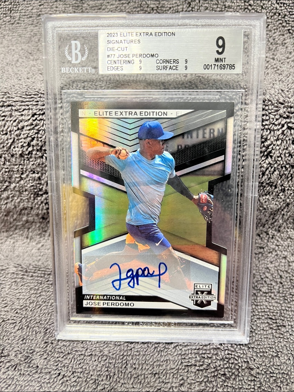 2023 Elite Extra Edition Signatures Die-Cut #77 Jose Perdomo MINT 9, 249/399